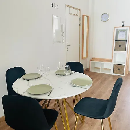 La Maison Bleue *