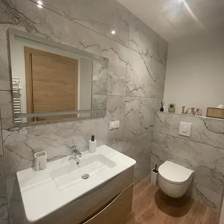 Apartment La Maison Bleue *